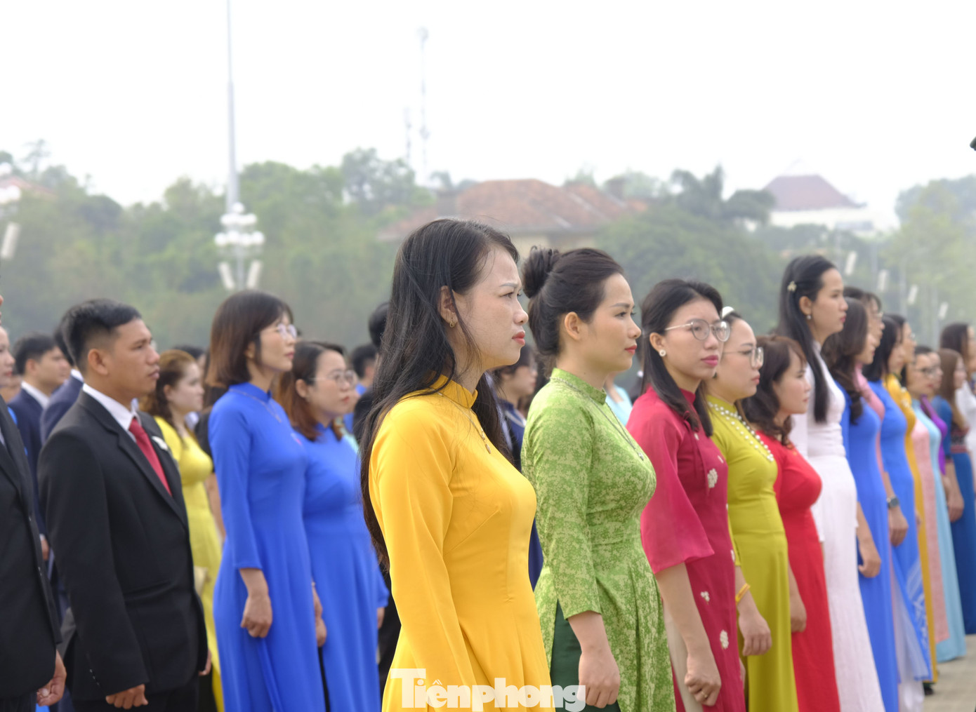 Các nhà giáo trẻ tiêu biểu đến từ những khu vực vùng miền khác nhau, công tác và hoạt động trong nhiều bậc giảng dạy khác nhau. Các nhà giáo trẻ tiêu biểu đến từ những khu vực vùng miền khác nhau, công tác và hoạt động trong nhiều bậc giảng dạy khác nhau.