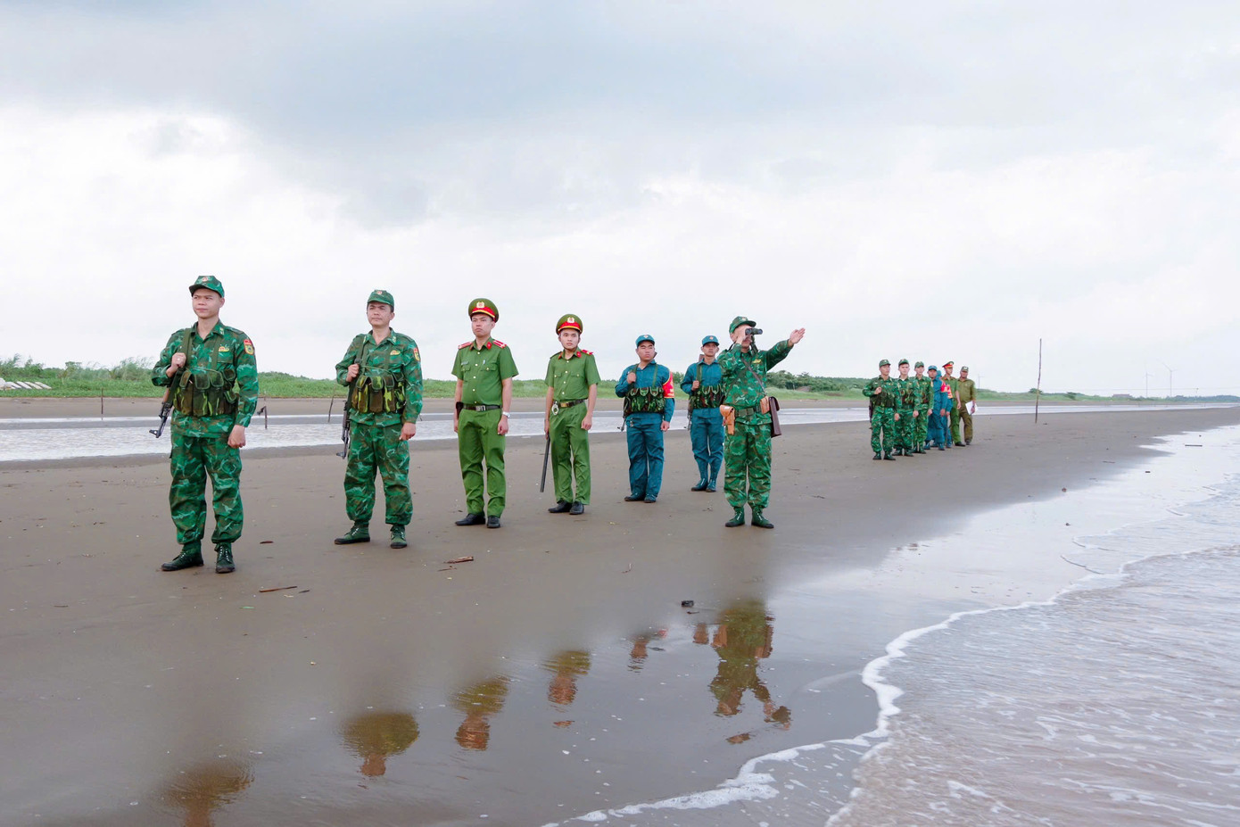 Nhiều hoạt động thiết thực của tuổi trẻ hai lực lượng trong thời gian qua. Ảnh: Ban Thanh niên CAND. Nhiều hoạt động thiết thực của tuổi trẻ hai lực lượng trong thời gian qua. Ảnh: Ban Thanh niên CAND.