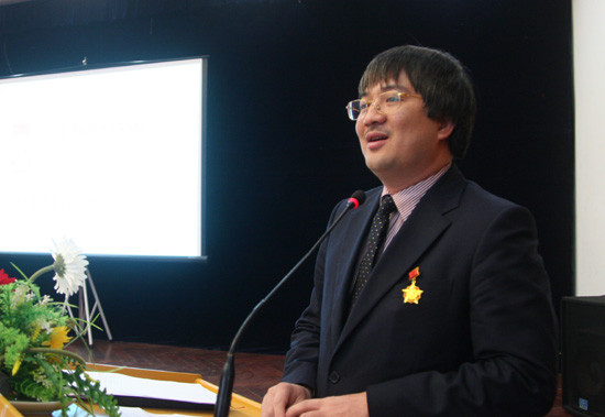 Phó Chủ tịch Hội Doanh nhân trẻ Việt nam, Chủ tịch tập đoàn Phú Thái, Phạm Đình Đoàn phát biểu tại buổi lễ