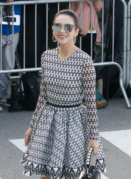 Đám cưới Song Hye Kyo - Song Joong Ki: Cô dâu chú rể sánh đôi ảnh 15