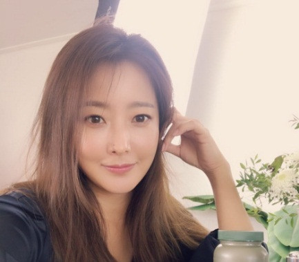 Ngỡ ngàng nhan sắc tinh khôi của người đẹp Kim Hee Sun ảnh 7