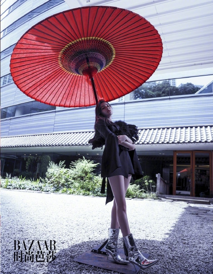 Địch Lệ Nhiệt Ba đẹp mê mẩn trong bộ ảnh đón Trung thu ảnh 9