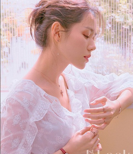 Vẻ đẹp dịu ngọt thanh khiết của ‘chị đẹp’ Son Ye Jin ảnh 4