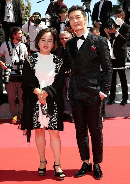 Thiên thần nội y Hoa ngữ dù ‘lép’ vẫn tự tin lộ nội y ảnh 17