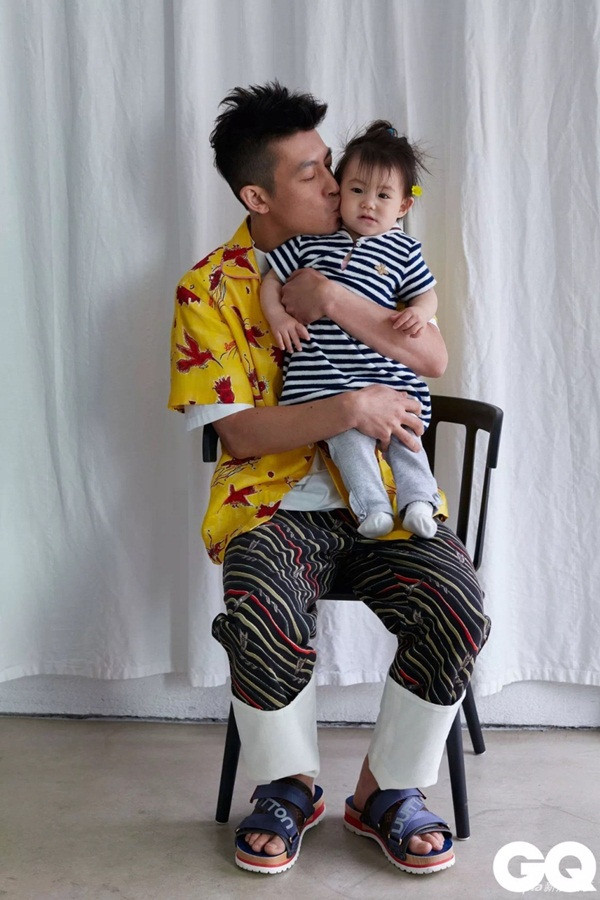 10 năm sau scandal lộ ảnh ‘nóng’, ‘trai hư’ Trần Quán Hy giờ ra sao? ảnh 3