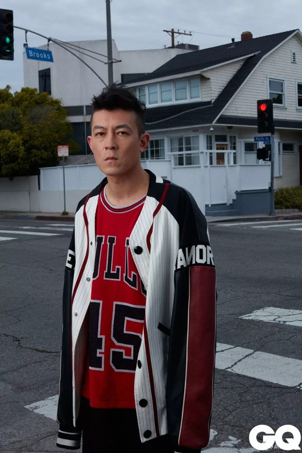 10 năm sau scandal lộ ảnh ‘nóng’, ‘trai hư’ Trần Quán Hy giờ ra sao? ảnh 7