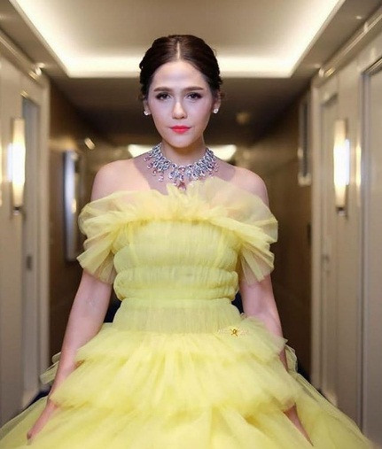 Vẻ đẹp thiên thần của ‘mỹ nhân đẹp nhất Thái Lan’ Chompoo Araya ảnh 6