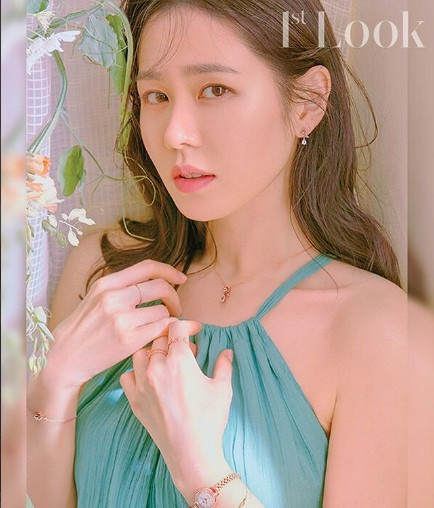 Vẻ đẹp dịu ngọt thanh khiết của ‘chị đẹp’ Son Ye Jin ảnh 8