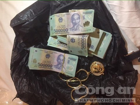 'Kiều nữ' vận chuyển gần 3,1 kg ma túy từ Bắc vào Nam ảnh 1