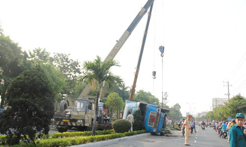 BẢN TIN ATGT: Người đàn ông chết thảm vì nắp thùng xe tải ảnh 3