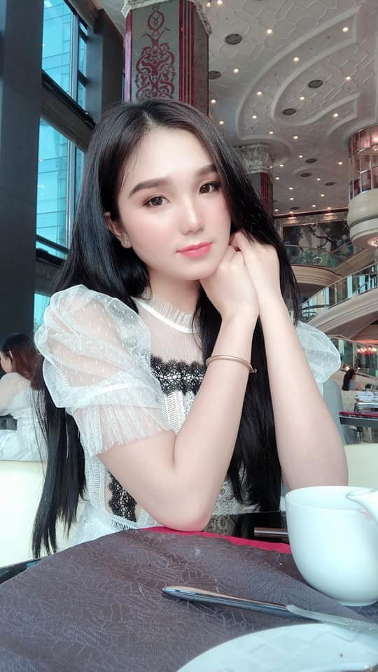 Nhan sắc ngỡ ngàng của nữ sinh 'mặc áo dài đẹp nhất Marie Curie' ảnh 25