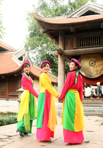 Thêm nét duyên Văn Miếu - Quốc Tử Giám trong ngày hội Thơ