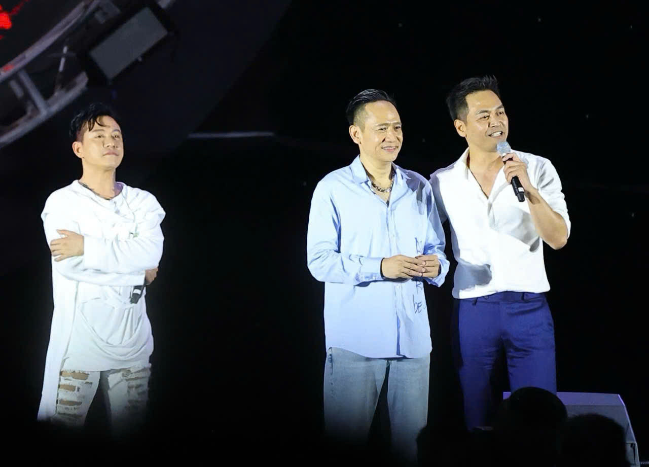 Phan Anh tham gia Anh em kết đoàn với tư cách khán giả. Ảnh: Trọng Tài Phan Anh tham gia Anh em kết đoàn với tư cách khán giả. Ảnh: Trọng Tài