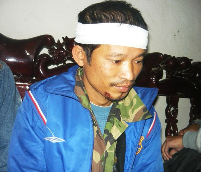 Anh Hồ Vĩnh Lai là một trong 2 người may mắn sống sót trở về sau chuyến tàu định mệnh. Kể lại giây phút tàu đắm, anh Lai vẫn còn run sợ, hoảng loạn