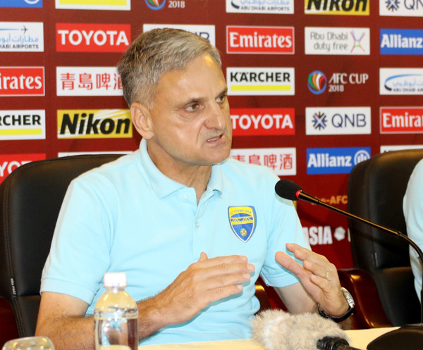 Thủ môn Bùi Tiến Dũng trở lại bắt chính tại AFC Cup ảnh 1