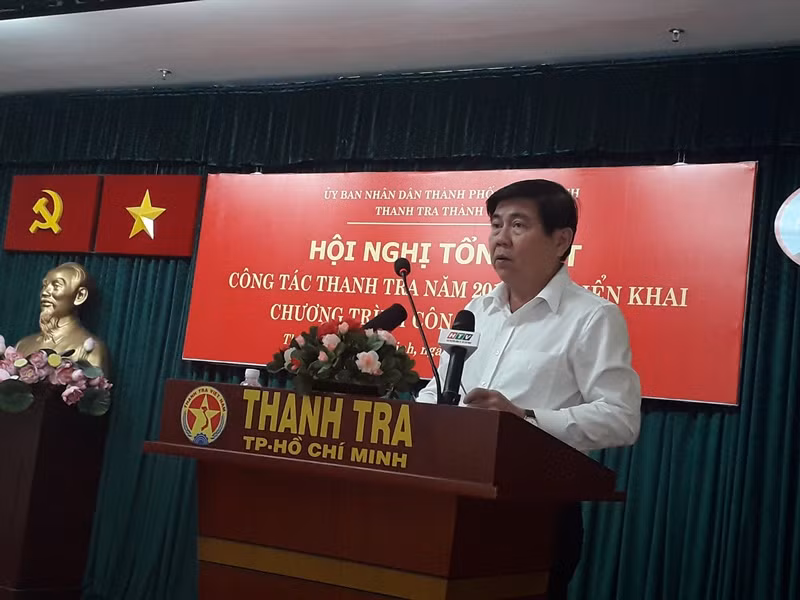 Chủ tịch TPHCM: Nhiều vụ sai phạm rất nặng nhưng chỉ phê bình, khiển trách ảnh 2