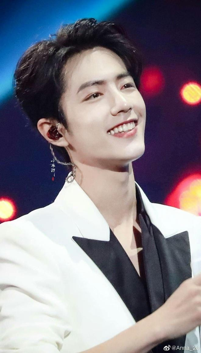 Fan hi vọng Tiêu Chiến "bình an vô sự" trước sự thay đổi và điều chỉnh với hoạt động nghệ thuật của giới chức Trung Quốc.