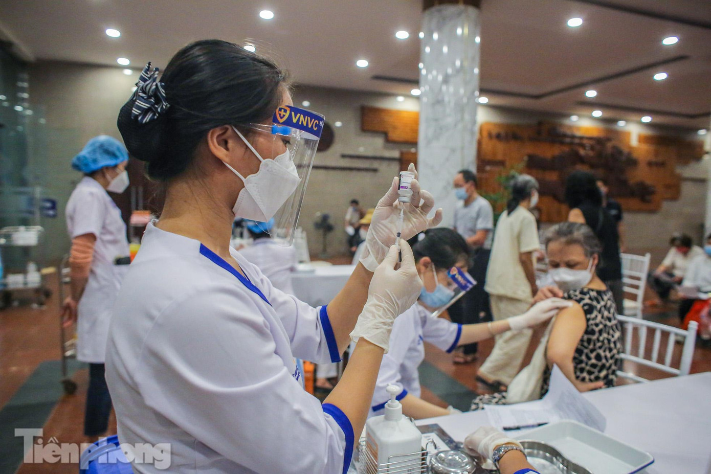 Loại vắc xin chủ yếu tiêm tối nay là Astrazeneca.