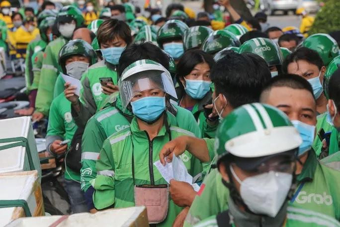 Nhiều người mong muốn có thêm nhiều điểm xét nghiệm để tránh tình trạng ùn ứ, mất an toàn do không bảo đảm giãn cách.