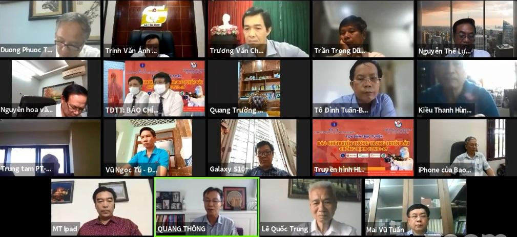 Các đại biểu tham dự tọa đàm.Ảnh: Sơn Hải