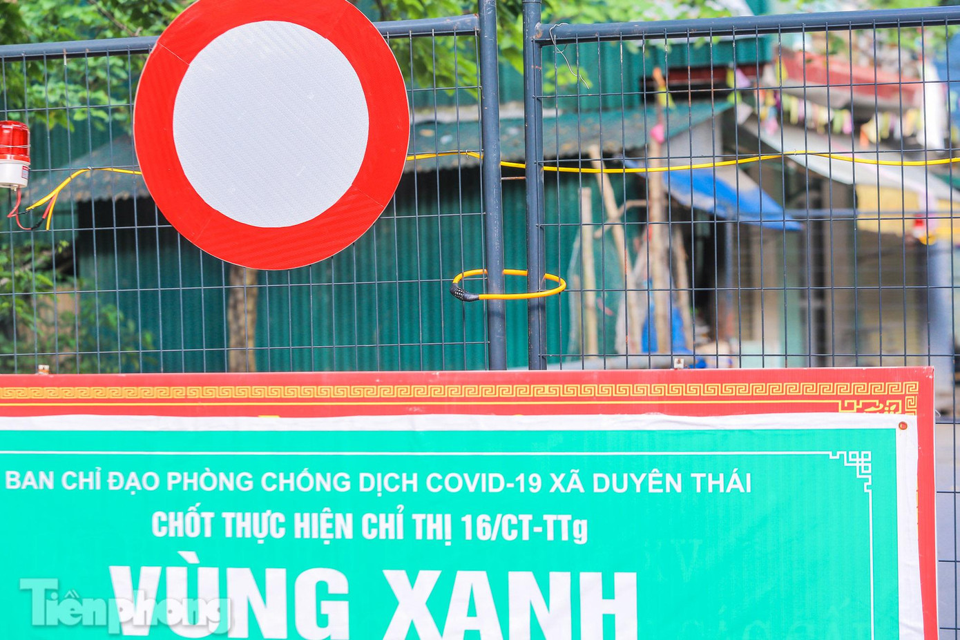 Hình ảnh chốt cứng tại cầu làng Phúc Am. Hình ảnh chốt cứng tại cầu làng Phúc Am.