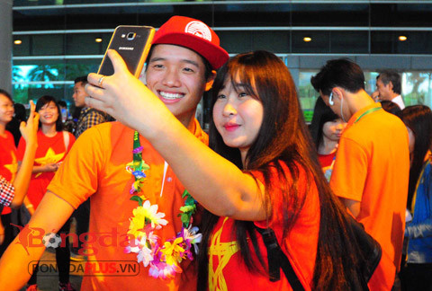 U23 Việt Nam được đón nhận ra sao khi về nước? ảnh 6