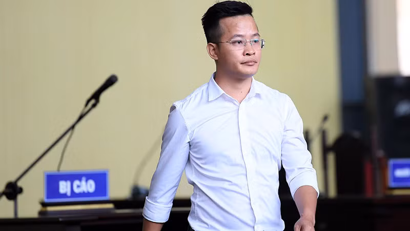 Giúp sức đánh bạc nghìn tỷ vì có 'thế lực lớn' bảo kê ảnh 1