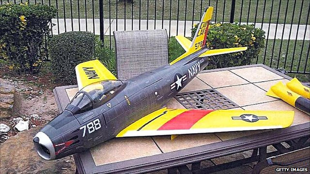 Mô hình máy bay điều khiển từ xa để thực hiện vụ tấn công khủng bố. Ảnh: Getty Images.