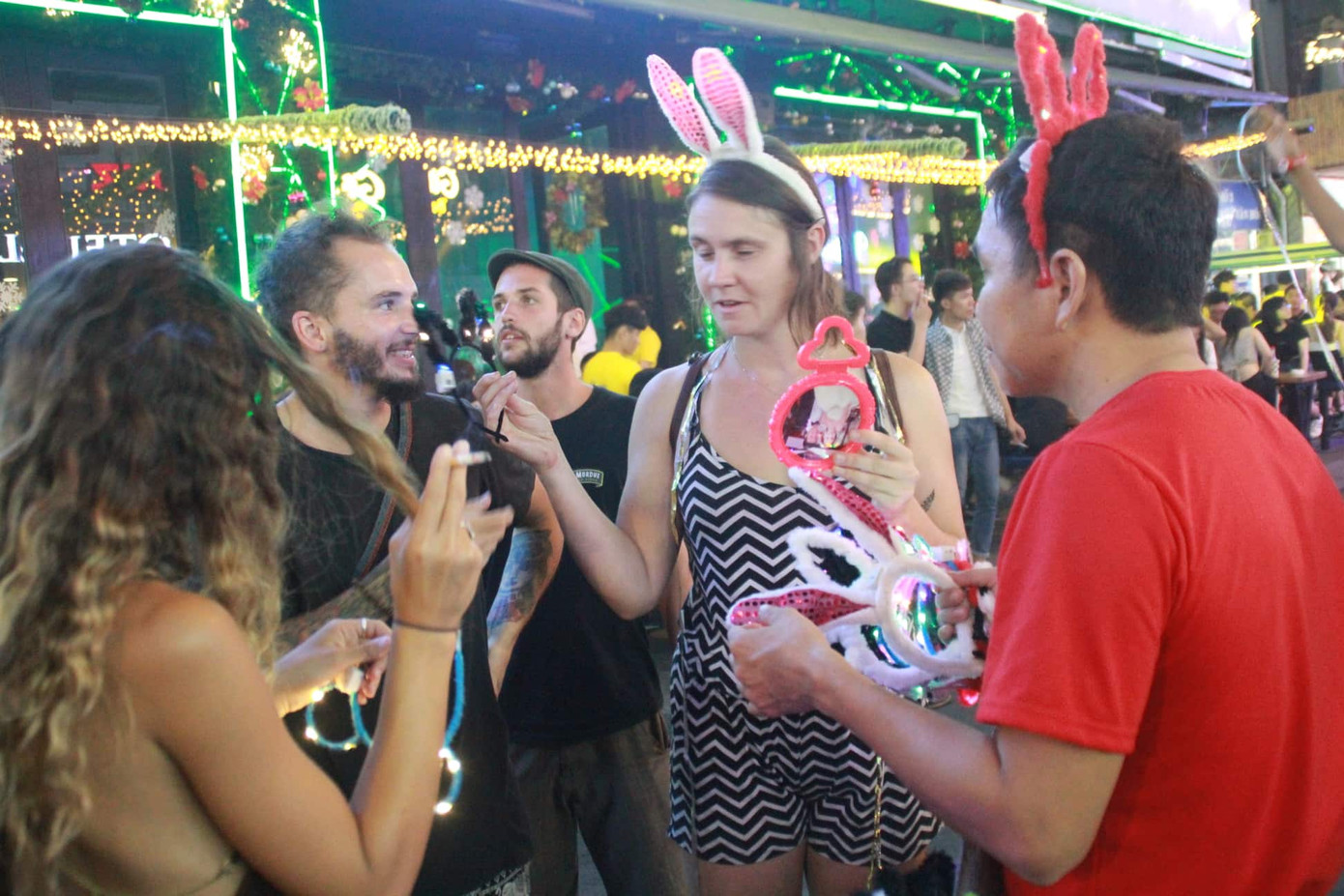 Pháo hoa rực sáng đón năm mới 2020 ảnh 30