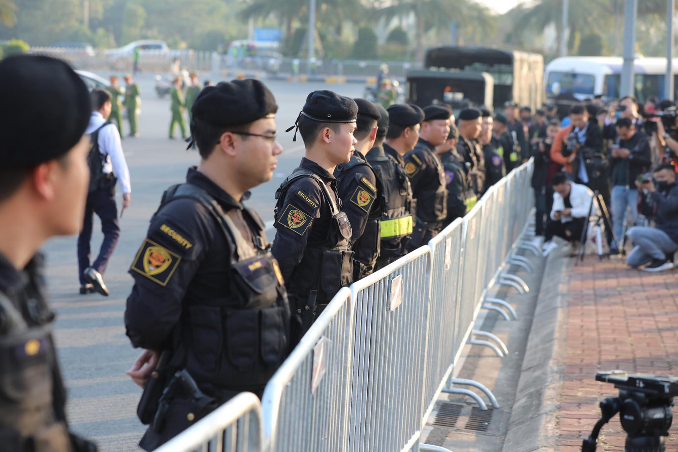 Các nhà vô địch SEA Games về đến Hà Nội ảnh 44