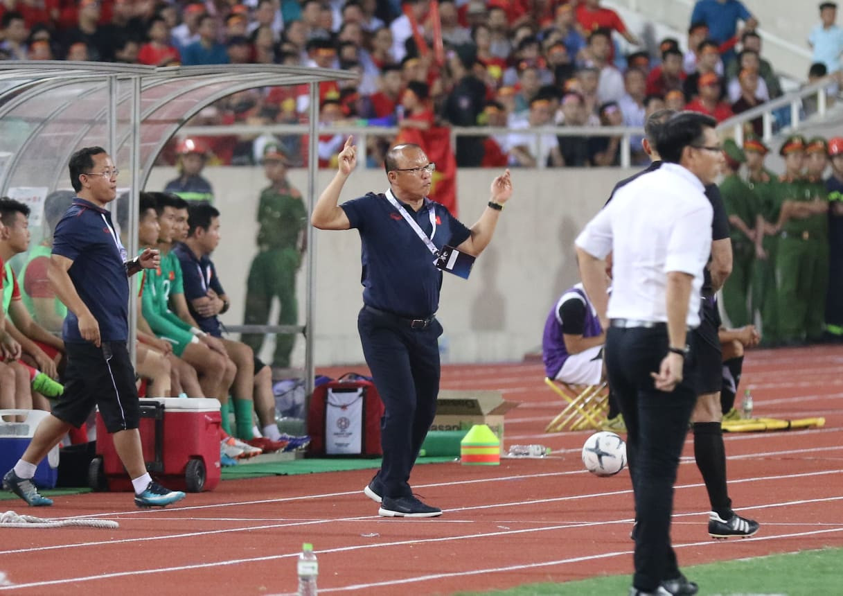 Quang Hải lập công, Việt Nam đánh bại Malaysia ảnh 24