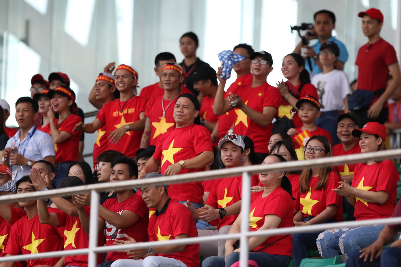 Đức Chinh 'nổ súng' tưng bừng, U22 Việt Nam dội mưa gôn vào lưới Brunei ảnh 20