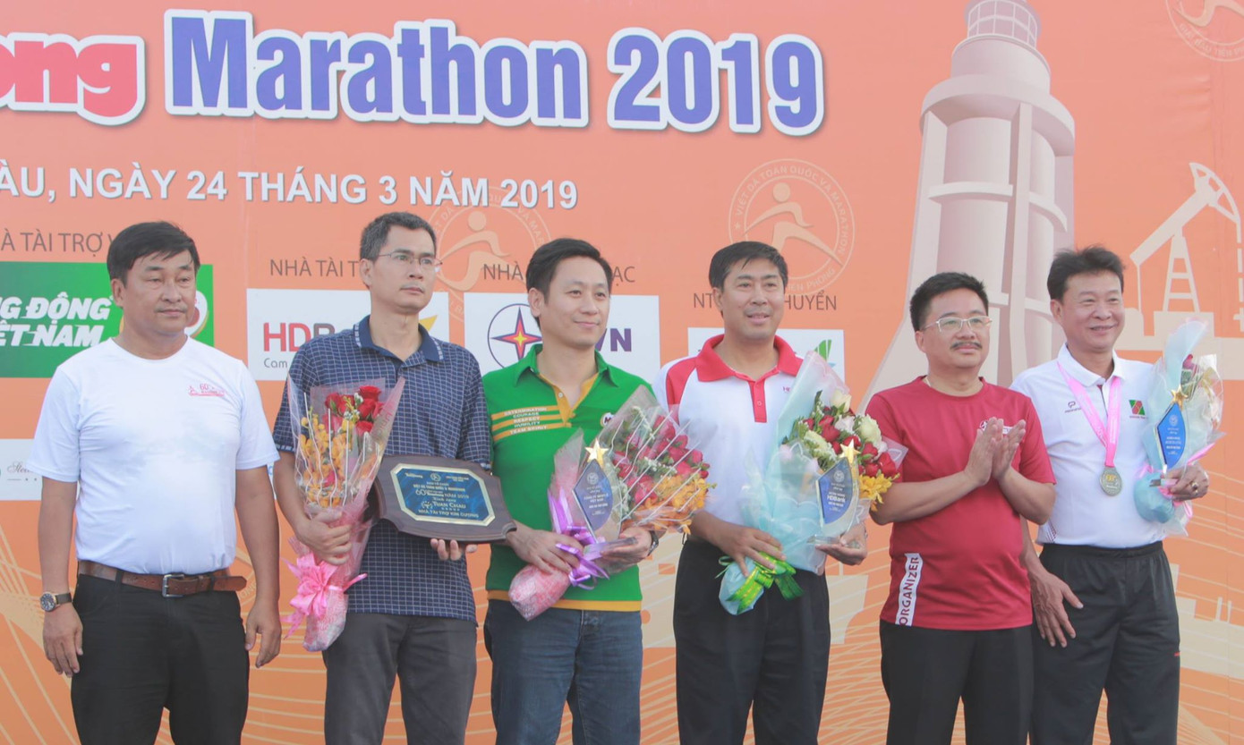 Tiền Phong Marathon 2019: Chân dung những nhà vô địch ảnh 21