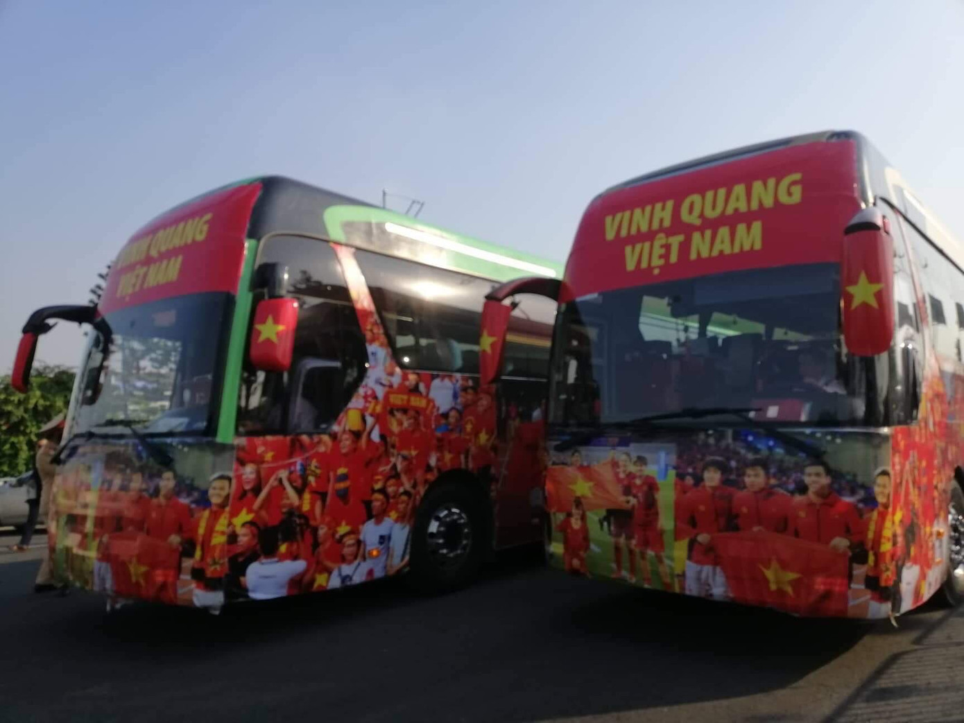 Các nhà vô địch SEA Games về đến Hà Nội ảnh 59