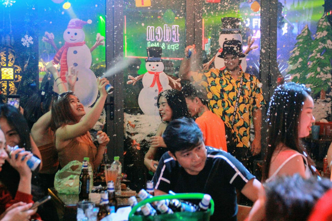 Pháo hoa rực sáng đón năm mới 2020 ảnh 28