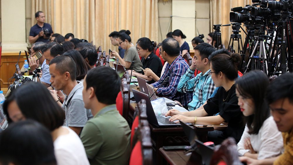 Nhà xưởng công ty Rạng Đông cháy do chập điện bóng đèn ảnh 25