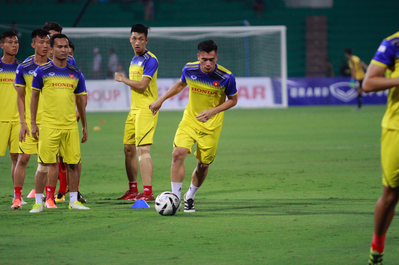 Việt Hưng, Tiến Linh giúp U23 Việt Nam thắng trận thủy chiến với Myanmar ảnh 9