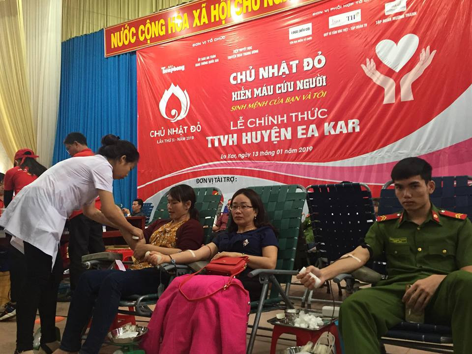 Chủ nhật Đỏ đồng loạt diễn ra ở nhiều tỉnh, thành ảnh 37