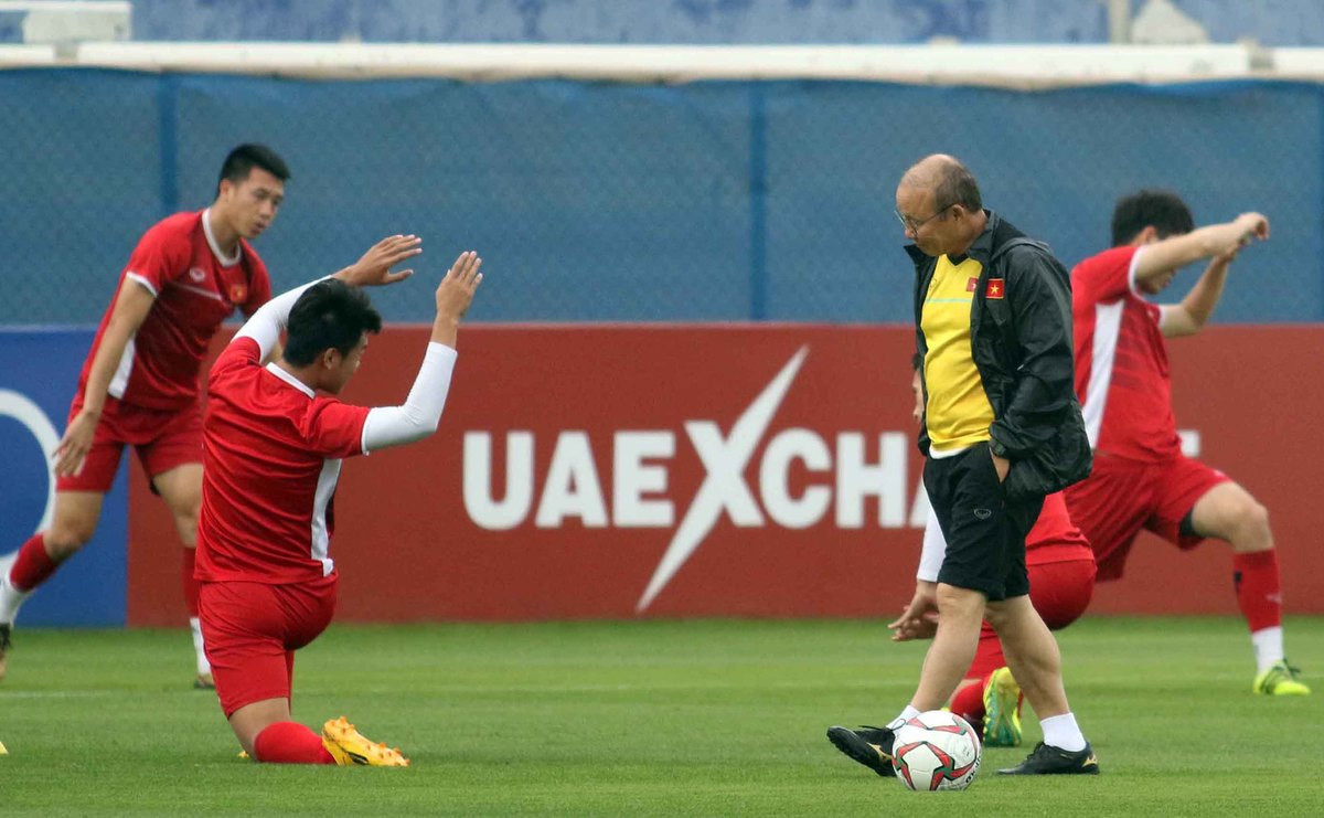 'Đấu súng' thắng Jordan, tuyển Việt Nam giành vé tứ kết ảnh 8