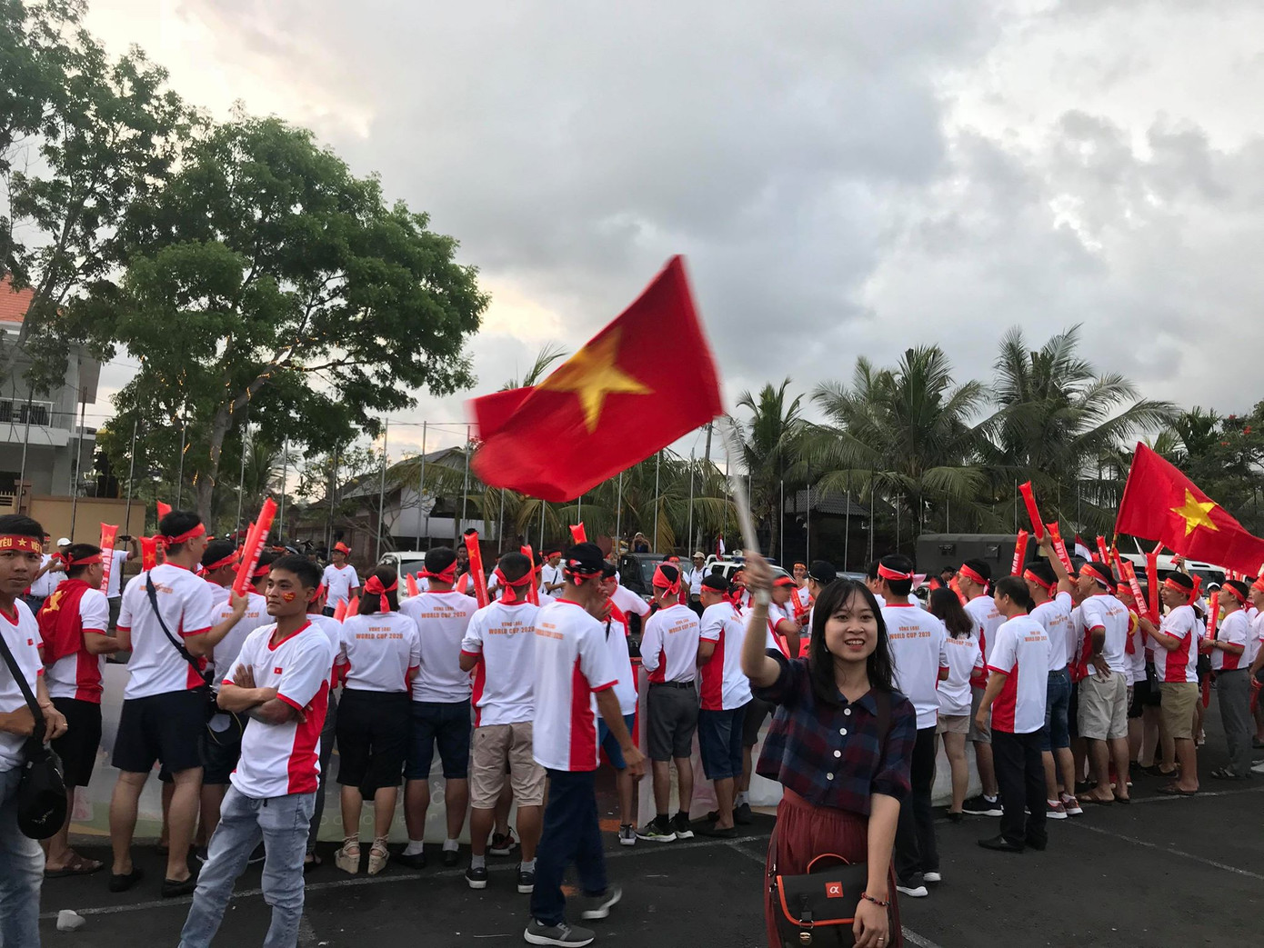 Phá 'lời nguyền' xứ vạn đảo, tuyển Việt Nam thắng tưng bừng Indonesia ảnh 9