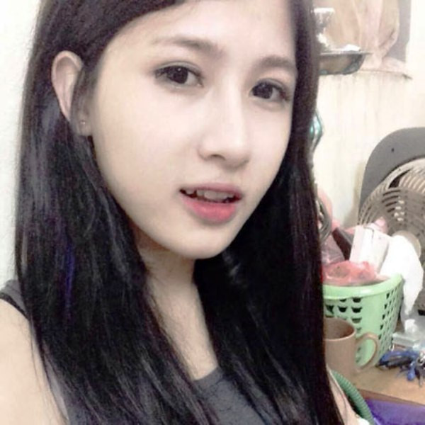 'Người đẹp chuyển giới' Trâm Anh được ra tù ảnh 2