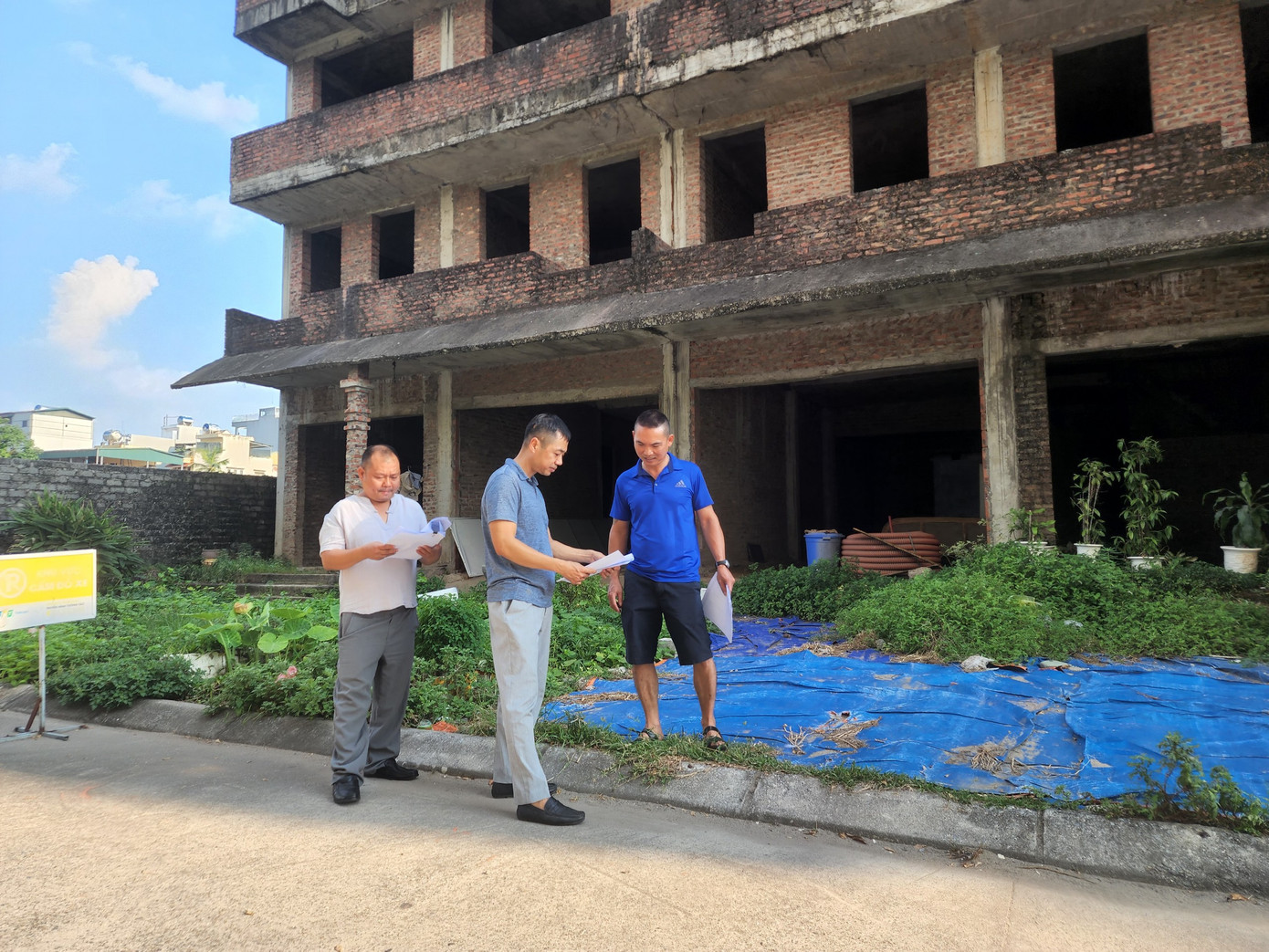 Ban quản trị tòa nhà nhiều lần yêu cầu gặp chủ đầu tư để làm rõ các khúc mắc liên quan nhưng không thể liên hệ được Ban quản trị tòa nhà nhiều lần yêu cầu gặp chủ đầu tư để làm rõ các khúc mắc liên quan nhưng không thể liên hệ được