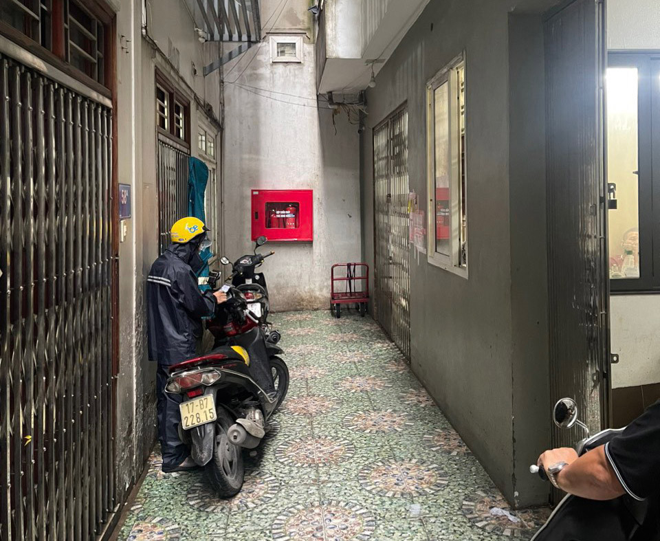 Chung cư mini tại phố Thái Hà, quận Đống Đa vi phạm trật tự xây dựng, vi phạm PCCC hiện đã được bán và cho thuê toàn bộ Chung cư mini tại phố Thái Hà, quận Đống Đa vi phạm trật tự xây dựng, vi phạm PCCC hiện đã được bán và cho thuê toàn bộ