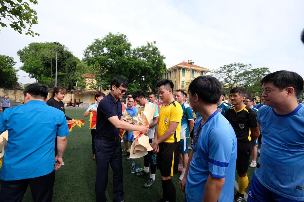 Anh Bùi Quang Huy, Ủy viên dự khuyết T.Ư Đảng, Bí thư thứ nhất T.Ư Đoàn động viên các vận động viên Anh Bùi Quang Huy, Ủy viên dự khuyết T.Ư Đảng, Bí thư thứ nhất T.Ư Đoàn động viên các vận động viên