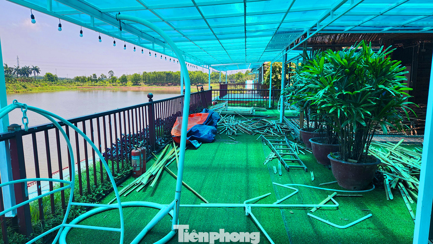 “Chúng tôi cũng yêu cầu chủ đầu tư dừng hoạt động kinh doanh trên diện tích đất vi phạm, hoàn thiện đầy đủ hồ sơ pháp lý đề nghị cấp có thẩm quyền cho phép mới triển khai dự án trên phần diện tích mở rộng”, ông Nguyễn Đình Sơn nói.