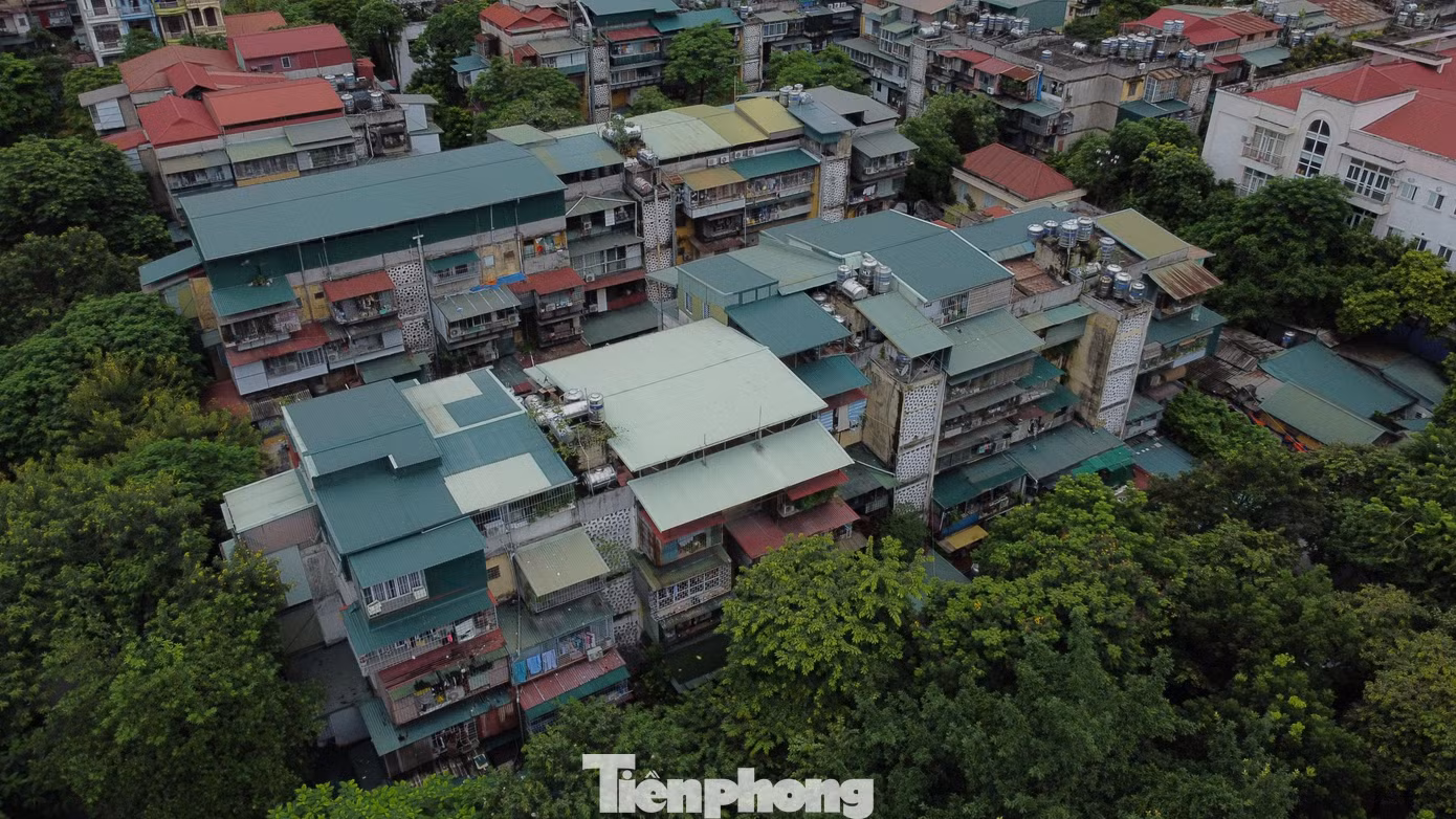 Một góc khu tập thể Nghĩa Tân nhìn từ trên cao