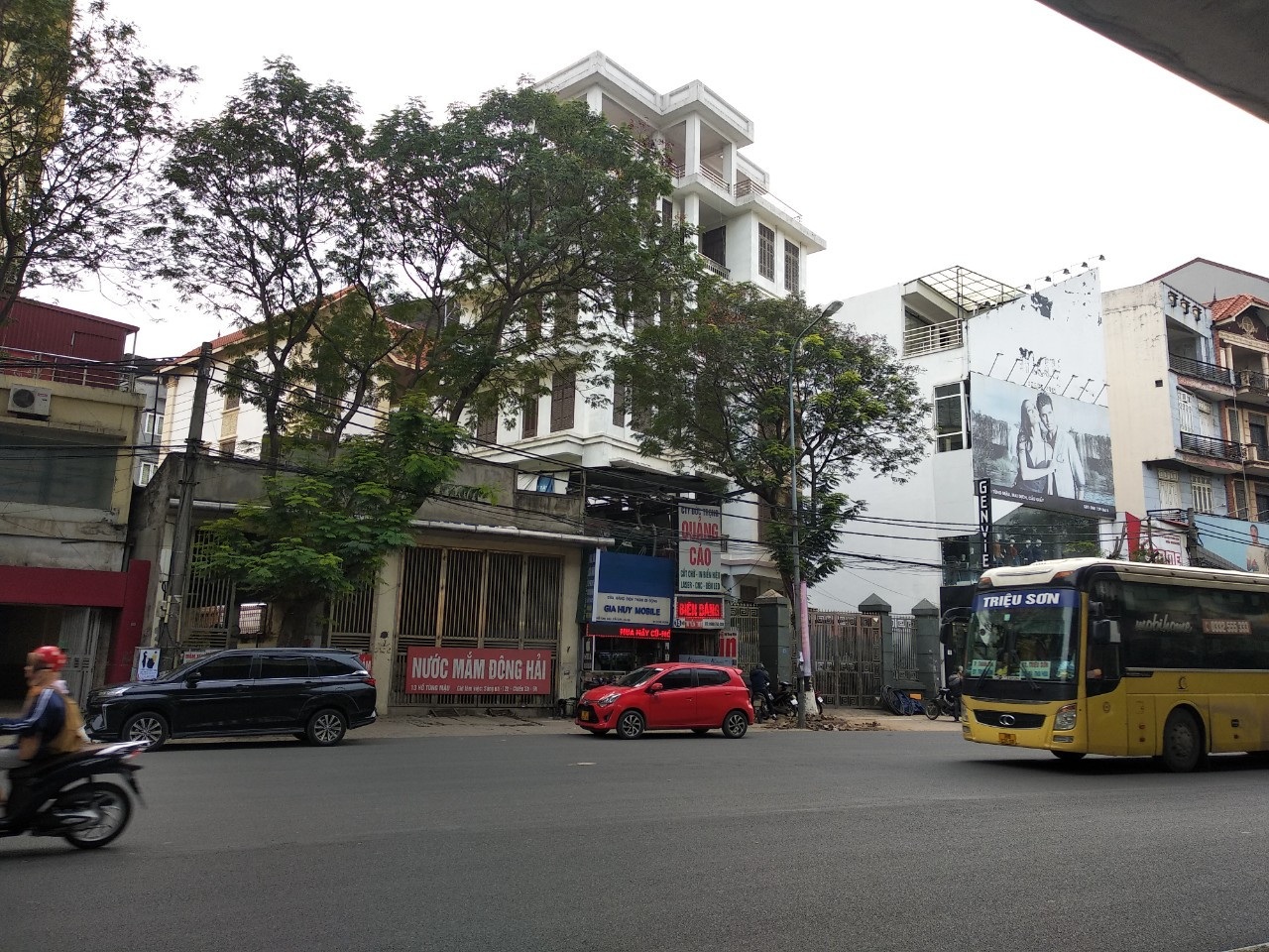 3 căn nhà sử dụng nước trái phép trên đường Hồ Tùng Mậu 3 căn nhà sử dụng nước trái phép trên đường Hồ Tùng Mậu