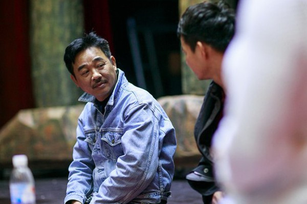 Vì sao 'Ngọc Hoàng' Quốc Khánh 'già rồi không chịu lấy vợ' ảnh 2