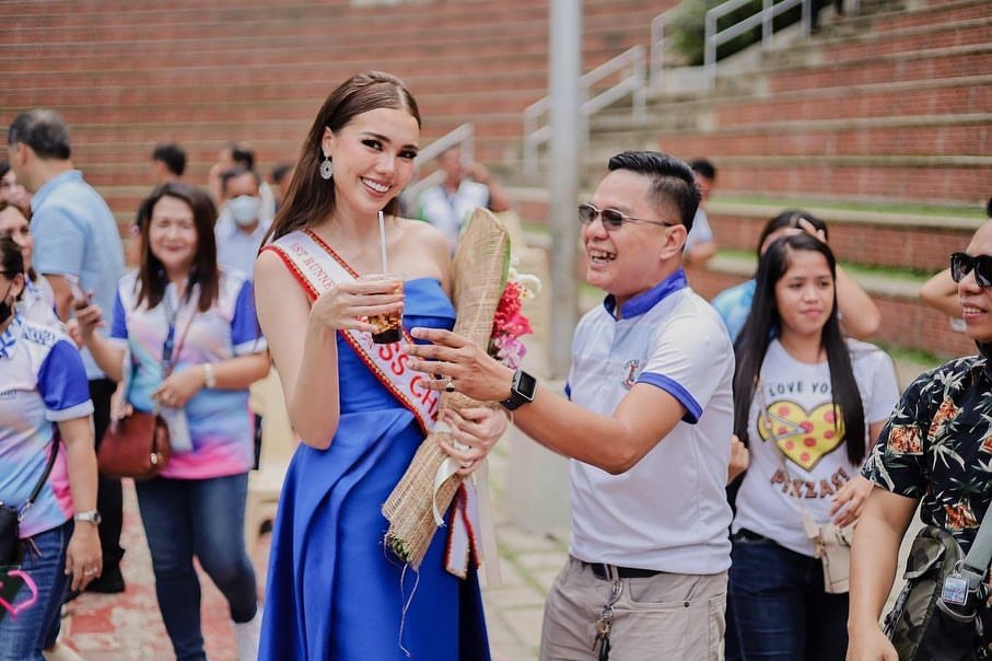 Annabelle Mae McDonnell được đánh giá là người đẹp có kinh nghiệm thi sắc đẹp ấn tượng. Cô từng chiến thắng danh hiệu Miss Iligan 2018, Miss Lanao Del Norte 2019, Á hậu 2 tại Miss Millennial Philippines 2019. Danh hiệu gần nhất mà cô giành được là Á hậu 1 tại Miss Universe Philippines 2022.