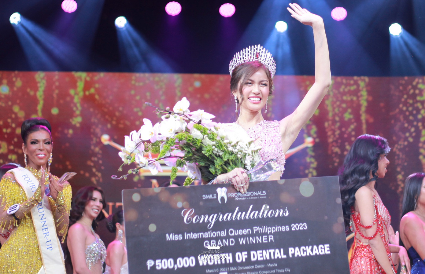 Tối 11/3, đêm chung kết cuộc thi Miss International Queen Philippines - Hoa hậu chuyển giới Philippines 2023 được diễn ra tại Nhà hát Aliw ở tỉnh Pasay. Kết quả, người đẹp Lars Pacheco đăng quang ngôi vị cao nhất. Cô trở thành đại diện của Philippines tham dự Hoa hậu chuyển giới Quốc tế 2023 tổ chức ở Thái Lan.